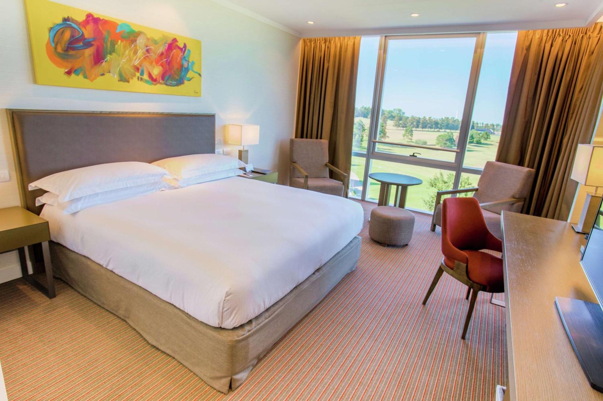 Hilton Pilar Hotel Buitenkant foto